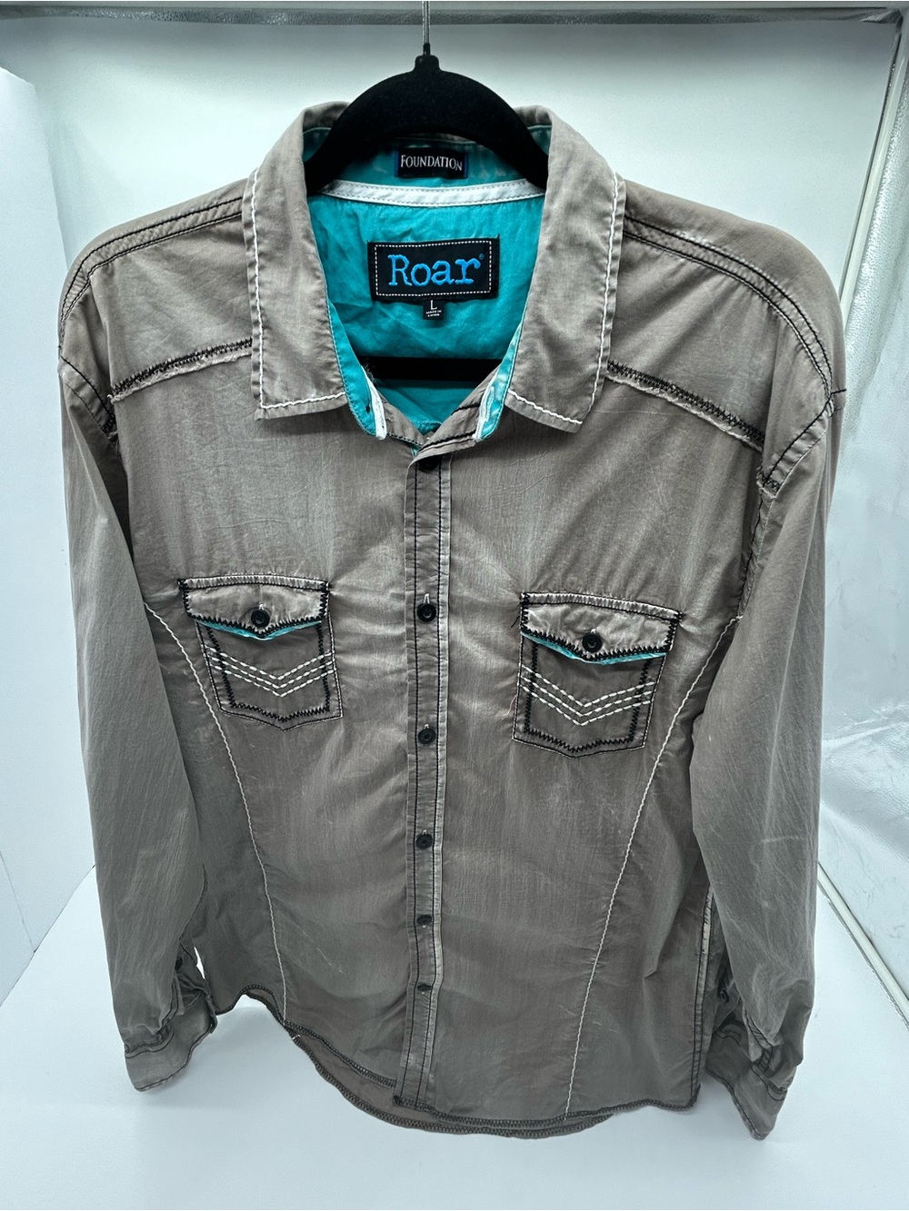 Roar Men's Button-Up Shirt in Taupe with Teal Accent L